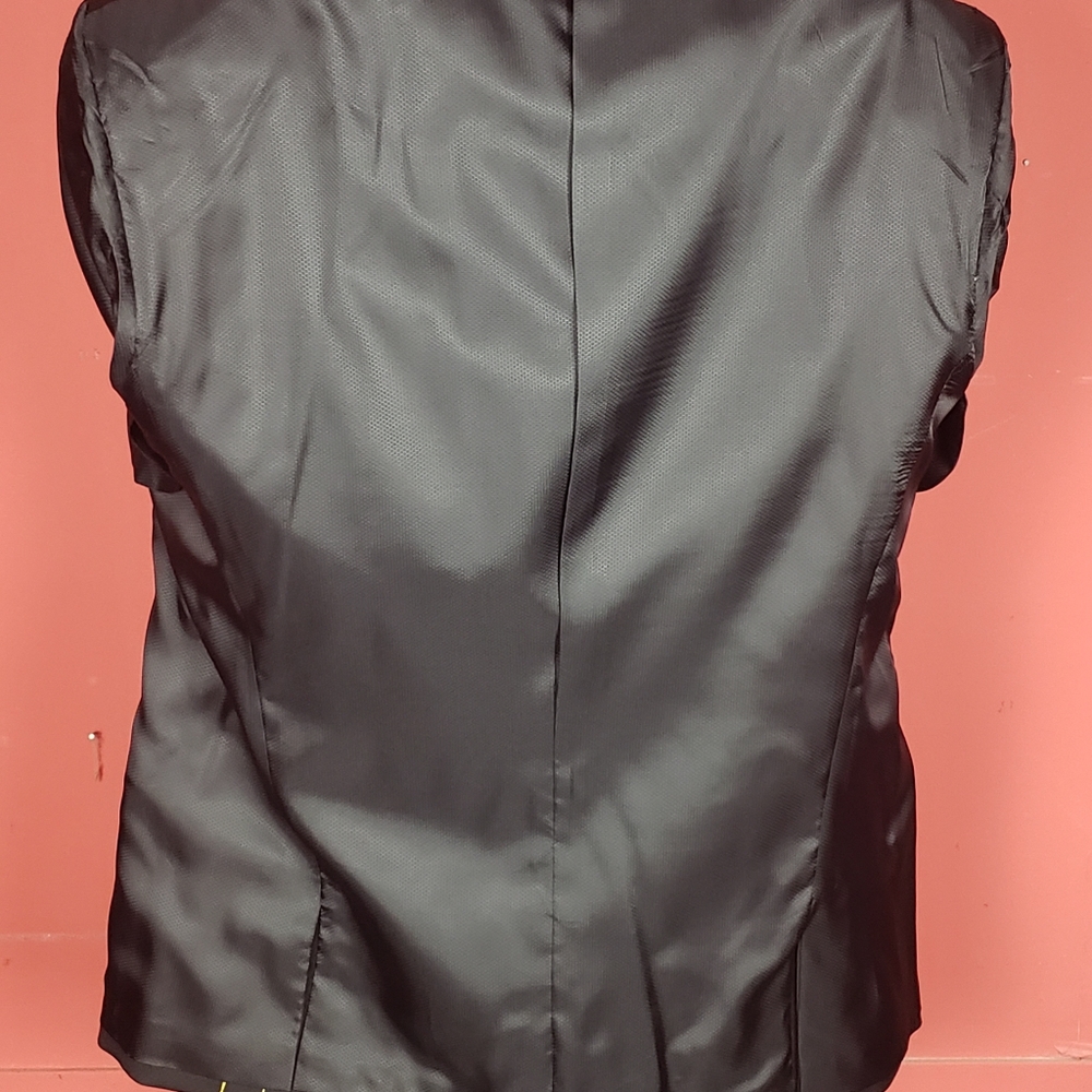 Lineage Performance Suit - Picture 4 of 12